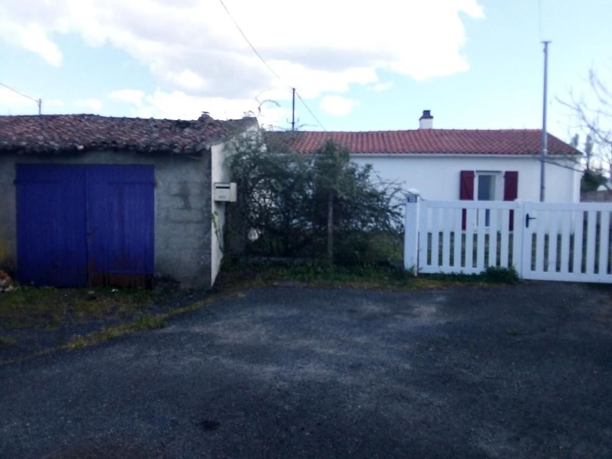 Studio Prive Saint-Aignan-Grand-Lieu Exterior foto